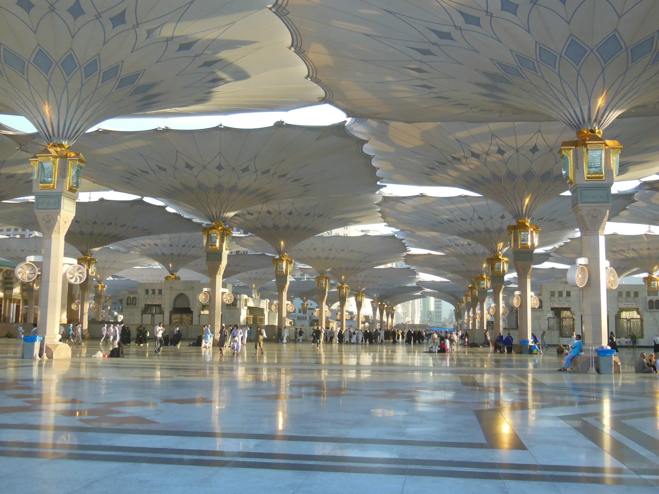 Real photograph of the courtyard umbrellas at Masjid an-Nabawi